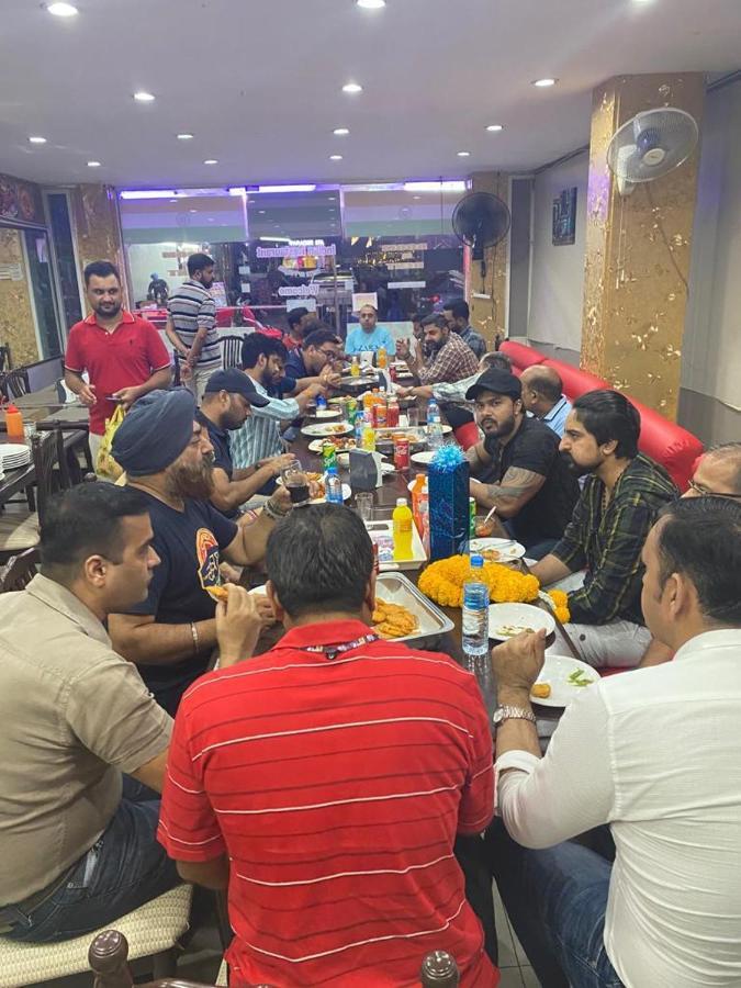 New Pind Balluchi Inn Pattaya Zewnętrze zdjęcie