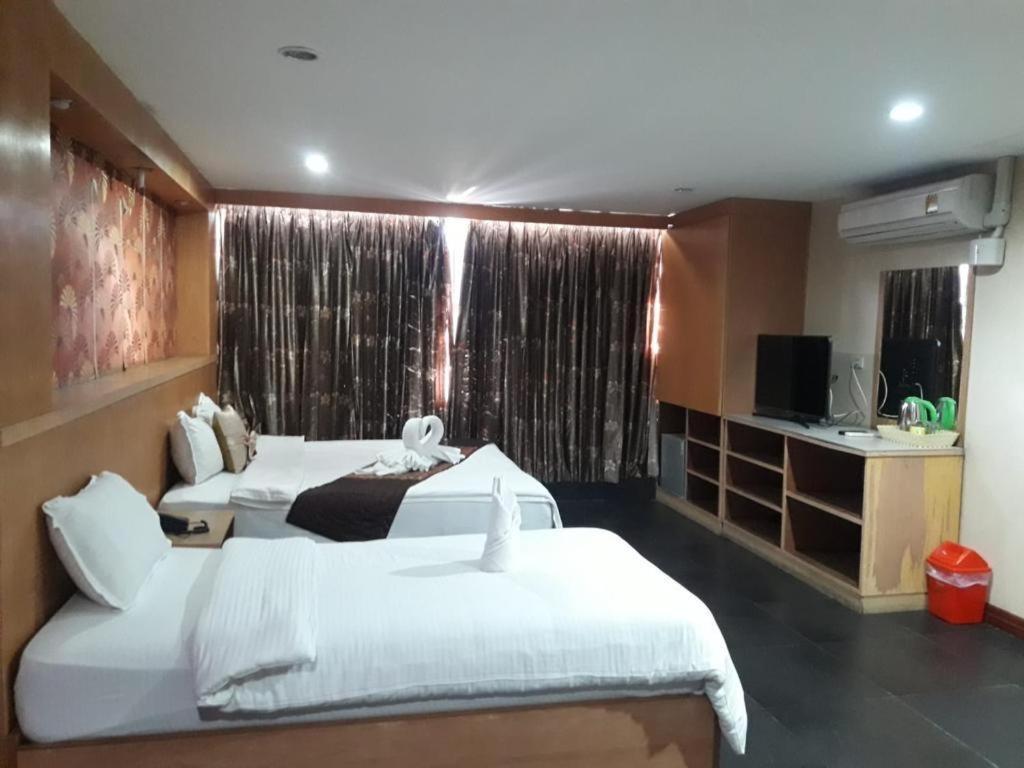 New Pind Balluchi Inn Pattaya Zewnętrze zdjęcie
